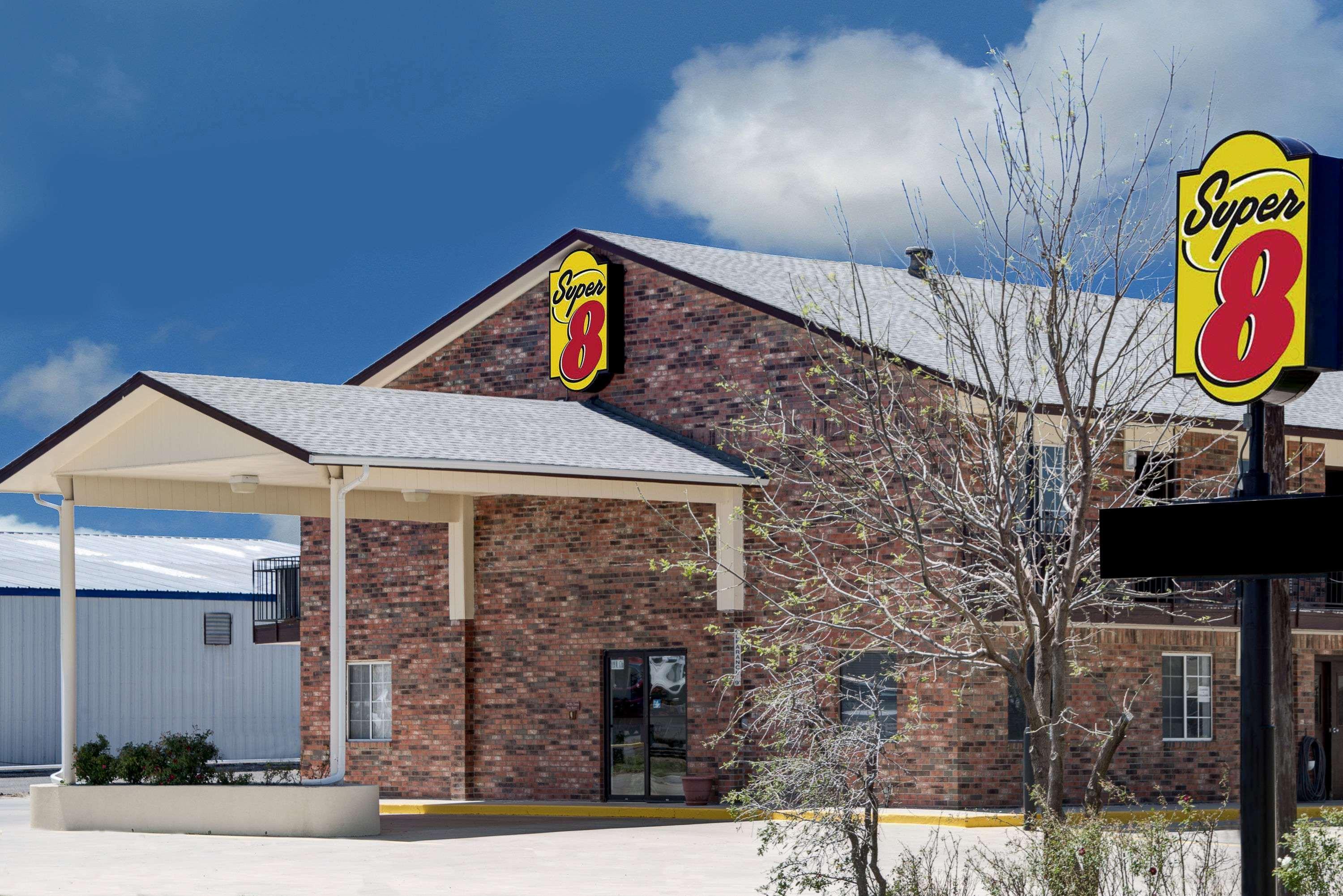 Super 8 By Wyndham Dumas Tx Motel Buitenkant foto